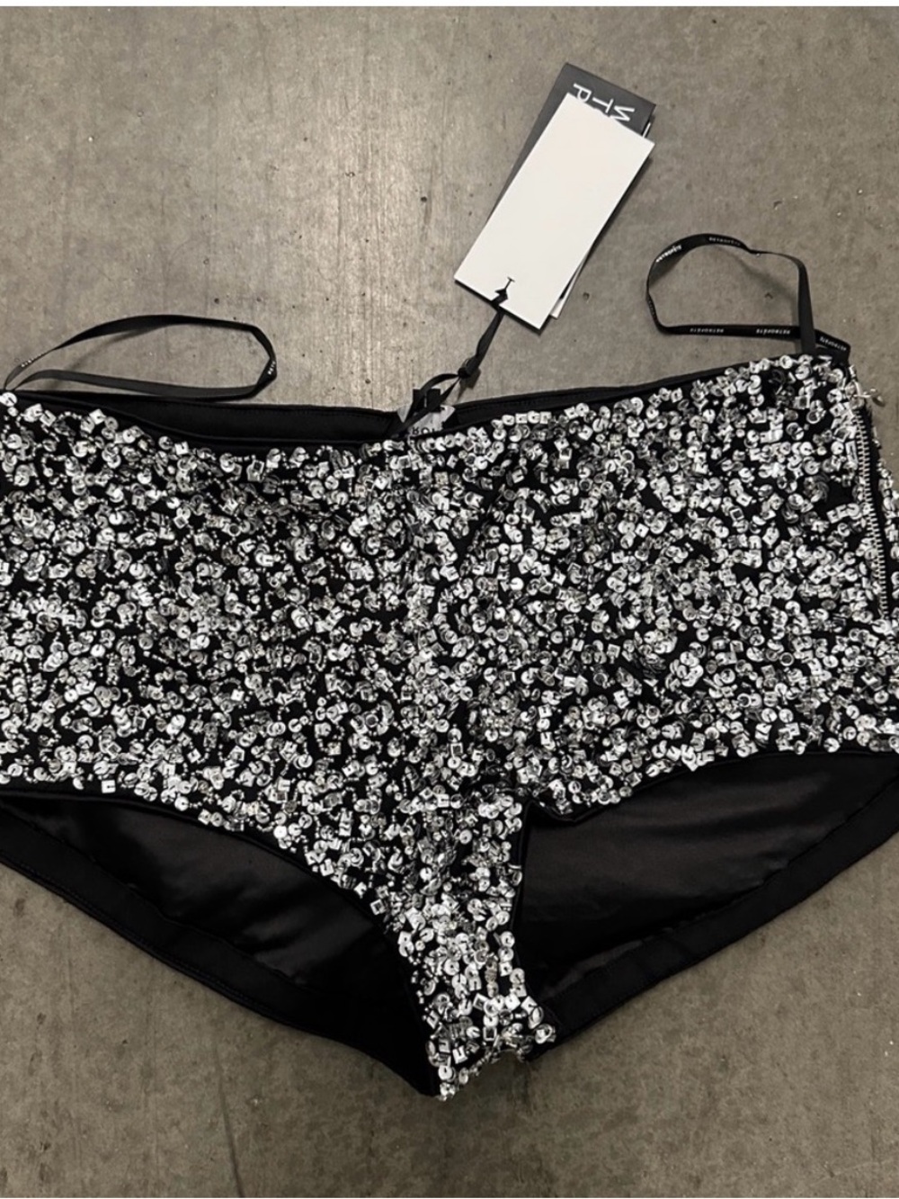 RetroFete Crystal Braelynn Hot Short
